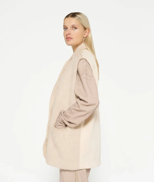 10DAYS Hairy Sleeveless Blazer