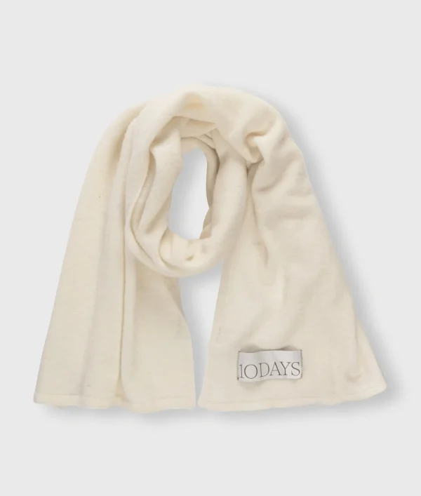 10DAYS Soft Knit Scarf