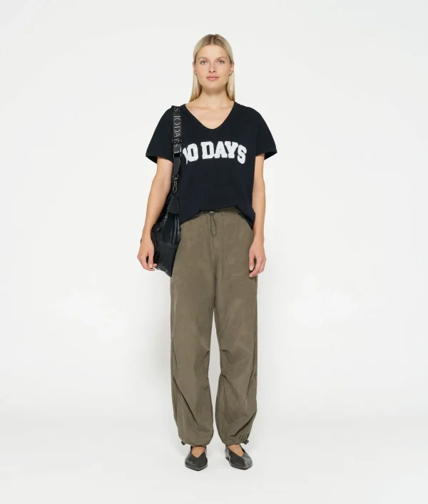 10DAYS Tee Sequins Logo