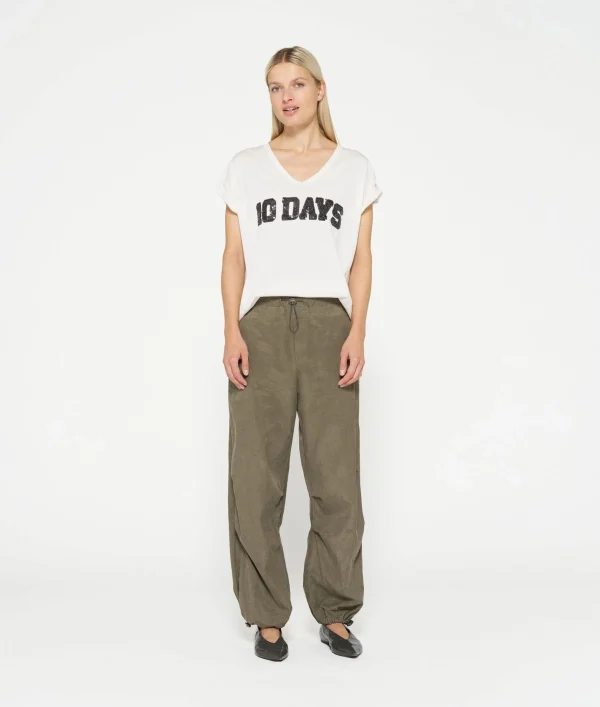 10DAYS Tee Sequins Logo