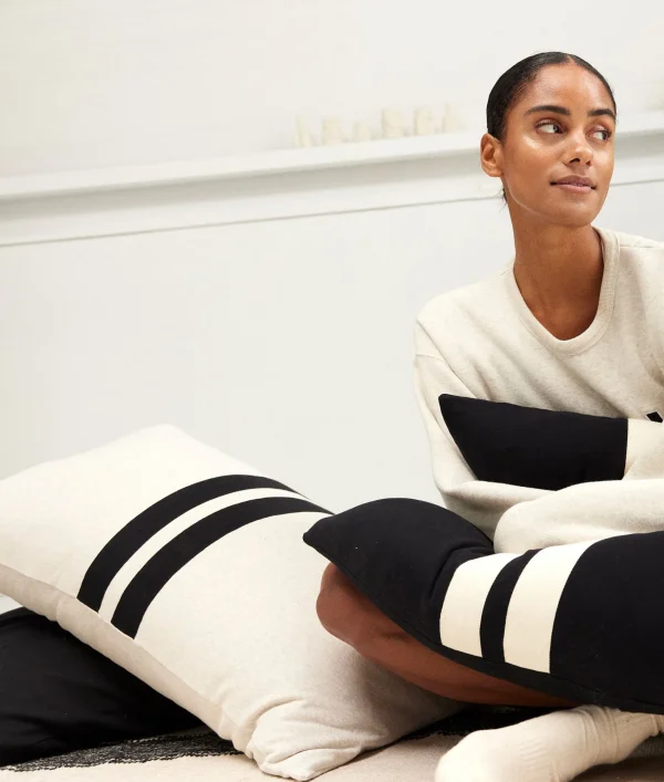 10DAYS The Pillow Cover