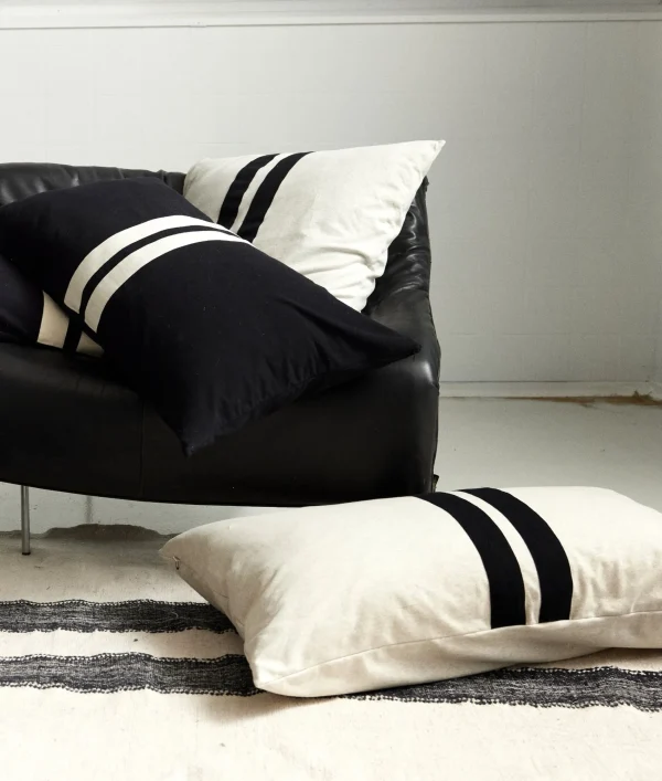 10DAYS The Pillow Cover Long